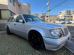 AMG E36T！E500オリジナルフェンダー！全塗装済み！