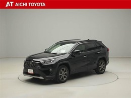 『TOYOTA認定中古車』は「まるごとクリーニング」で綺麗な内外装、「車両検査証」はプロによるチェック、買ってからも安心の「ロングラン保証」、3つの安心安全を標準装備したトヨタのブランドU-Carです