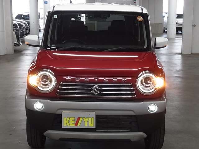 キッズコーナー、落書きカーコーナー、授乳室も御座います。お子様連れでもご安心してご来店頂けます。