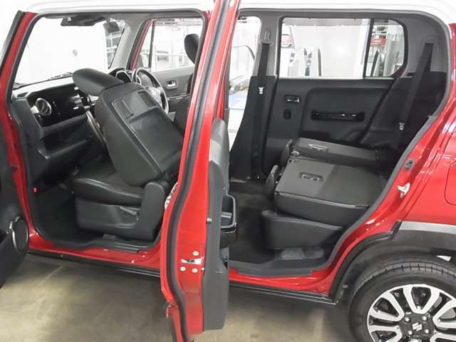 クルマ選びはケーユー♪ケーユーで♪この時期にお買い得な1台を是非♪お客様のお車をプロの見立てでより良い1台をプロデュースします！