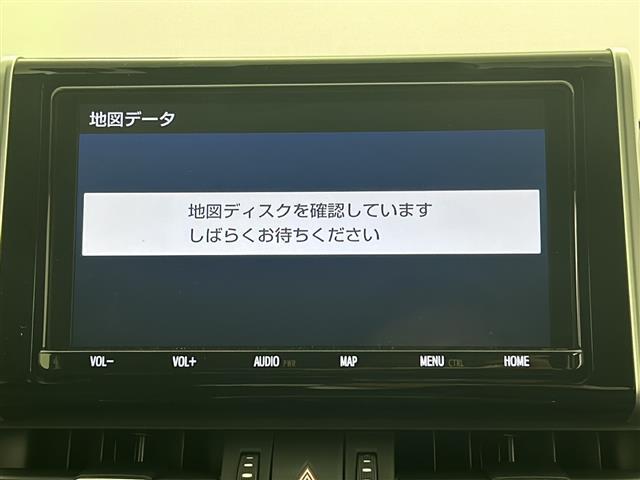 【純正ナビ】専用設計で車内の雰囲気にマッチ！ナビ利用時のマップ表示は見やすく、いつものドライブがグッと楽しくなります！