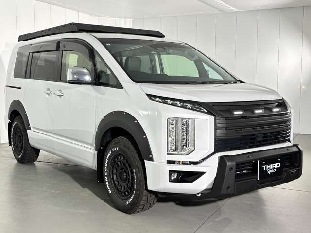 外装は「Tough to be gentle」をコンセプトに従来の力強いイメージに加えて上質感を付与することをめざした◎