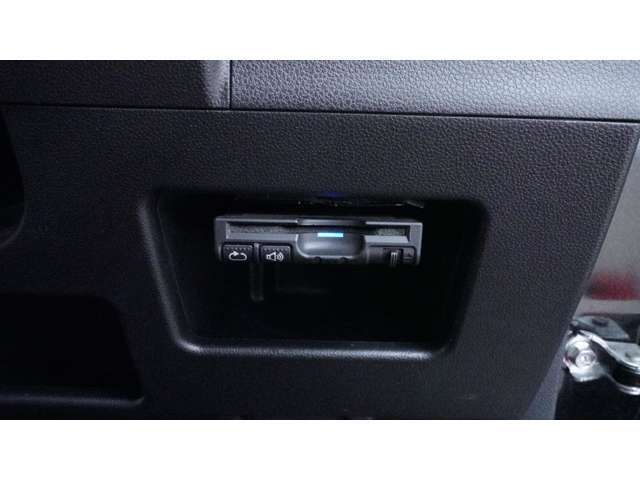 全車ルームクリーニング、外装磨きを専門職が特別な機械で丁寧に仕上げています！もちろんご要望があれば、コーティング施工も実施可能です！（別途）
