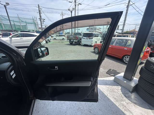 お車のことなら何でも、小さなことでもご不明な点や気になる点などございましたら、0120-22-2713までお気軽にお問い合わせください！！フリーダイヤルは0078-6002-437968