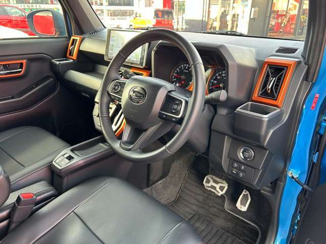 シミ、ヘタり等もなく良好な状態です。