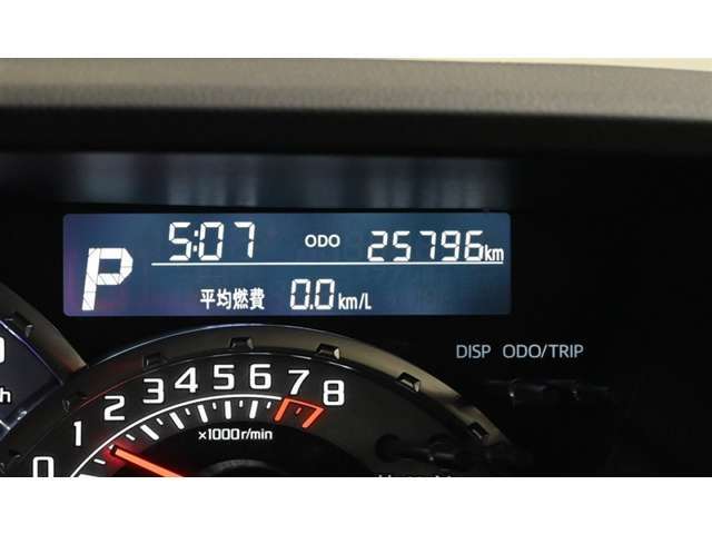 走行距離：25，796km（撮影時）　ご来店時や納車時には展示の移動や整備などで、若干 距離が進んでいる場合がございます。