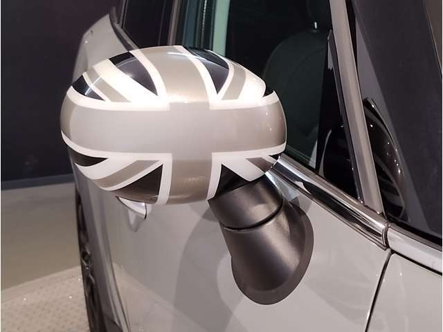 ★他府県の御客様も大歓迎！☆お勧めの1台！早い者勝ちです！☆車両詳細はMINI　NEXT箕面店迄！★【フリーダイヤル：0078-6002-210897迄】お問合せ下さいませ！