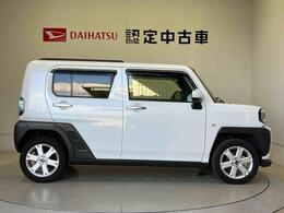 車両右側面からの写真になり。車をご覧になりたい時はお気軽に最寄りの店舗へご相談下さい。