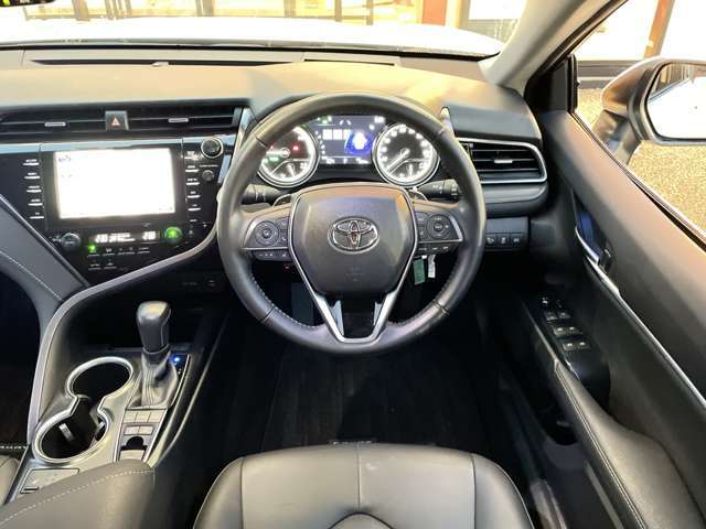 【インパネ全体】全方位で視界が広く、高い目線で運転もしやすいです！