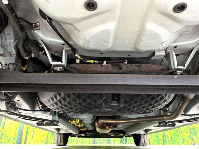 下回りがきれいなうちに、防錆加工の施工がオススメ。降雪地域はもちろん、沿岸部にお住いの方や、趣味でマリン・ウィンタースポーツをされる方にご好評いただいております。