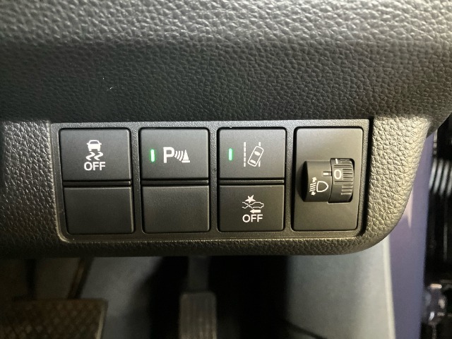 ホンダの先進安全装備のホンダセンシングを装備しています！