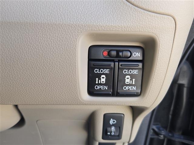 ワンオーナー　禁煙車　両側電動スライドドア　ヘッドライトコーティング済　新品バッテリー交換済み（R7年11月）　純正ナビTV　ETC　スマートキー×2個　横滑り防止装置