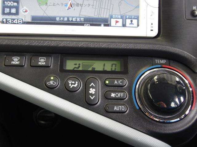 オートエアコンを装着しておりますので車内をお好みの快適な温度に保つことが可能です！