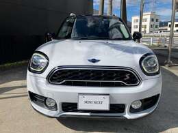 MINI正規ディーラー取り扱い　MINI認定中古車　MINI　NEXT甲府お車の詳細や展示状況は055-236-3252もしくはフリーダイヤル0078-6002-322544までお気軽にお問合せ下さい。http://www.kofu.mini.jp/dealer/kofu/
