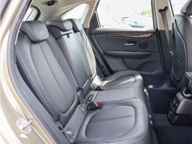 自動車保険のご案内も可能です。購入店でご加入いただきますと、万一の事故や故障の際にも安心です。