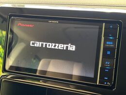 【ナビゲーション】目的地までしっかり案内してくれる使いやすいナビ。Bluetooth接続すればお持ちのスマホやMP3プレイヤーの音楽を再生可能！毎日の運転がさらに楽しくなります！！