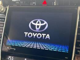 【メーカー純正ナビ】インテリアに溶け込むスタイリッシュな「専用設計」メーカーナビを装備♪視認性や操作性など基本性能にも優れ、より上質なカーライフをお楽しみいただけます。