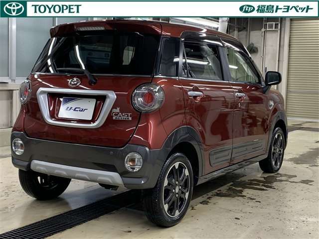 予防安全機能「スマートアシスト」を装備しています。ドライブをもっと安全安心にもっと快適に。安全機能の詳細は販売店スタッフまでおたずねください。機能を過信せず、必ずご自身で安全運転を行ってください。