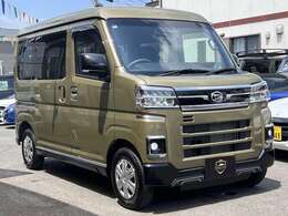 最上級グレードのRS！人気色のオフビートカーキメタリックです♪走行距離9000km台でまだまだこれからです♪