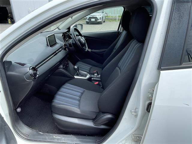 きれいな助手席なので家族や友だちに乗ってもらっても安心です！