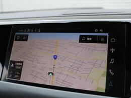 AudiMMIナビゲーションシステム。ハンズフリー等多彩なインフォテインメントを自在にコントロールできます。