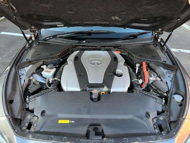 V6 3.5L DOHCエンジン＋高性能モーター＋リチウムイオンバッテリー