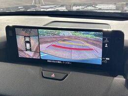 【360°ビューモニター】専用のカメラにより、上から見下ろしたような視点で360度クルマの周囲を確認することができます☆死角部分も確認しやすく、狭い場所での切り返しや駐車もスムーズに行えます。