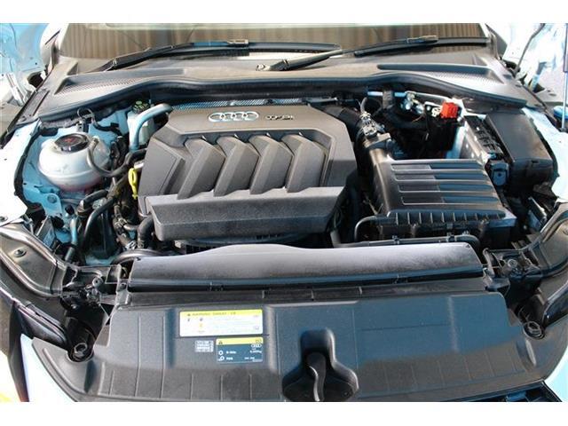 【錆の少ないエンジン部分】納車前にはしっかりと整備をさせて頂きます。ご不明点やご来店のお際は是非お電話でご連絡下さい！