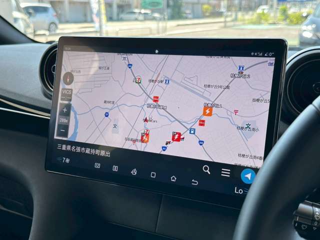 ナビが視界に入りやすい為、目線を大きくそらすことが、不安な方でも安心して運転して頂けます！