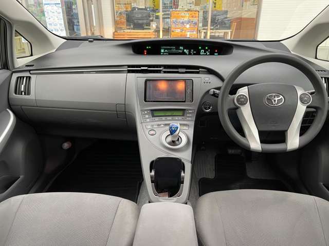 一部車両を除き他店在庫の取寄せ陸送費は無料にて対応中！品質にこだわった関東関西仕入れ！低走行の高品質車だけを仕入れております。ボディの綺麗さはもちろん、雪国特有の下廻りのサビなどもない車両をご案内☆