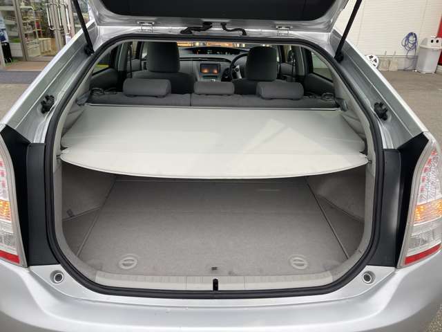 当社の展示車は全車両に”社団法人自動車公正取引協議会”の車両状態説明書を掲示しております。修復歴の有無は勿論、ドア等の外板の交換歴の有無までも表示☆公的機関「（財）日本自動車査定協会」の基準を採用。