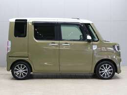 衝突軽減ブレーキ　両側パワースライドドア　エコアイドル　SDナビ　フルセグTV　Bluetoothオーディオ　オートライト　LEDヘッドライト＆LEDフォグ　スマートキー2個　禁煙車