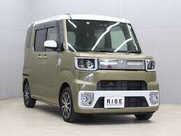 衝突軽減ブレーキ　両側パワースライドドア　エコアイドル　SDナビ　フルセグTV　Bluetoothオーディオ　オートライト　LEDヘッドライト＆LEDフォグ　スマートキー2個　禁煙車