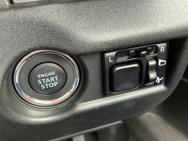 お車に合わせて無料保証以外にも、保証範囲、期間、距離を拡充させた有料保証もご用意しております！中古車の購入が初めてで不安・・・というお客様もご安心ください！