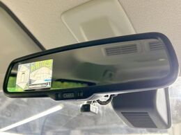 【アラウンドビューモニター】専用のカメラにより、上から見下ろしたような視点で360度クルマの周囲を確認することができます☆死角部分も確認しやすく、狭い場所での切り返しや駐車もスムーズに行えます。