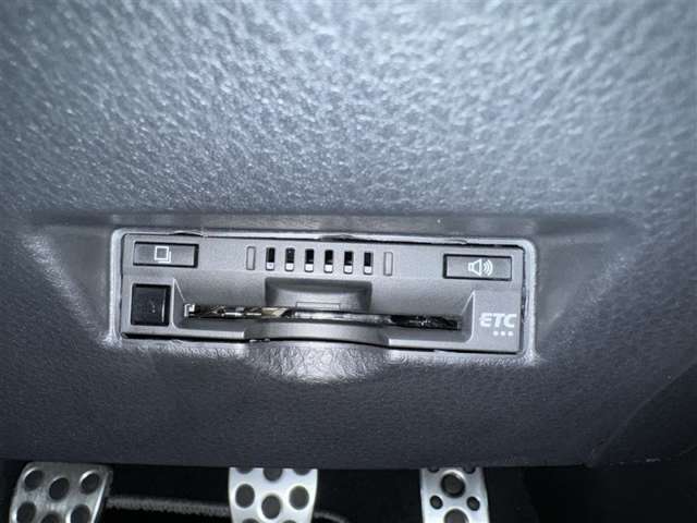 ETCなら高速道路をスイスイと通過！高速道路を利用してみんなで遠くまでドライブ！