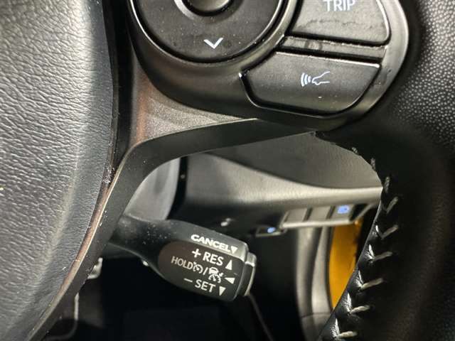 クルーズコントロール☆高速道路などの長距離走行で活躍！一定の速度で走ることができアクセルを踏むことなく走ることができます