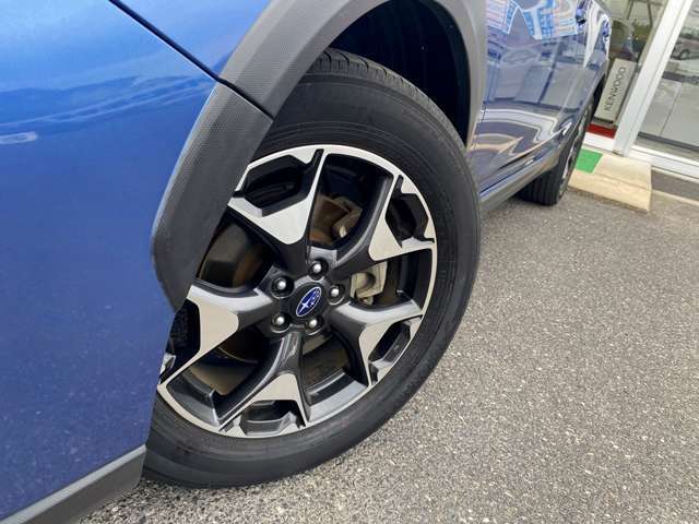 ワンオーナー☆4WD☆メモリーナビ☆バックカメラ☆LEDオートライト☆スマートキー☆パドルシフト☆オートエアコン☆17AW☆ETC☆アイサイト☆BSM☆レーダークルーズC☆走行4.0万K☆試乗OK