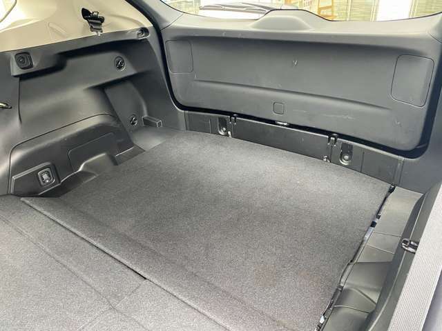 ワンオーナー☆4WD☆メモリーナビ☆バックカメラ☆LEDオートライト☆スマートキー☆パドルシフト☆オートエアコン☆17AW☆ETC☆アイサイト☆BSM☆レーダークルーズC☆走行4.0万K☆試乗OK