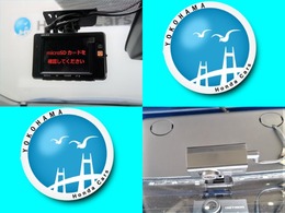 万が一の事故はもちろん快適で安全なドライブの必需品のドライブレコーダーがフロントとリアに付いています。社外品のため保証対象外になります。