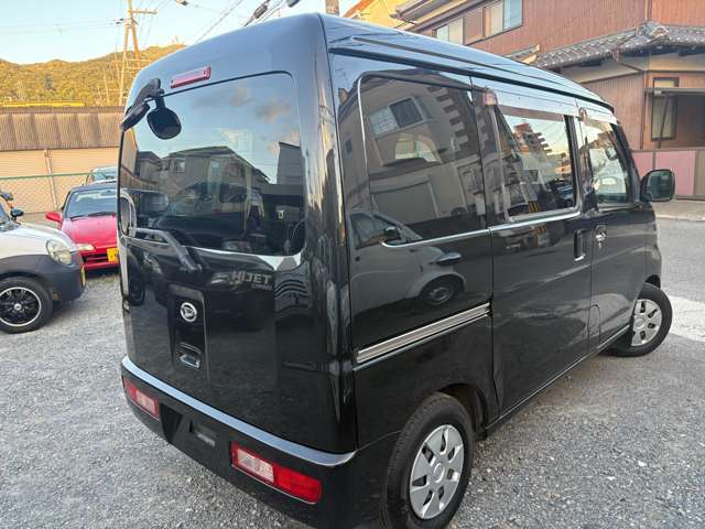 お客様が今お乗りのお車を下取りまたは買取させて頂くことも可能です。すぐに金額を算出しお伝え致しますのでお気軽にお問い合わせ下さい。
