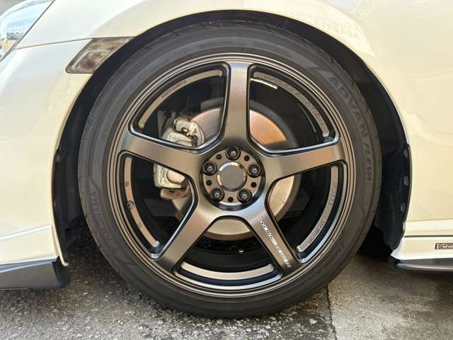 WORK　EMOTION　T5R　18インチAW装備♪　フロントタイヤサイズ225/40R18　YOKOHAMA　ADVAN　FLEVA