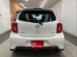 スタッフ数名がキーパーコーテイングの資格を持ってます♪お車をピカピカにしたい方はぜひ♪