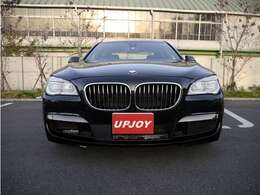 1オーナー車です。今までのメンテナンスもきちんと横浜の新車購入BMWディーラーにて受けておりました。BMW記録簿はH28/2、28/10、29、30、R1、2、3、4、5年を完備。取説、スペアキー有