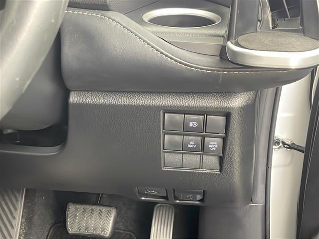 【運転席操作部】快適なドライブを楽しむための機能が装備されています！運転席から触れるので、使いやすいです！除菌プランいれていただくと、さらに清潔で安心していただけます！