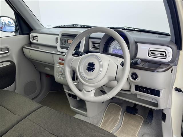 【インパネ全体】全方位で視界が広く、高い目線で運転もしやすいです！