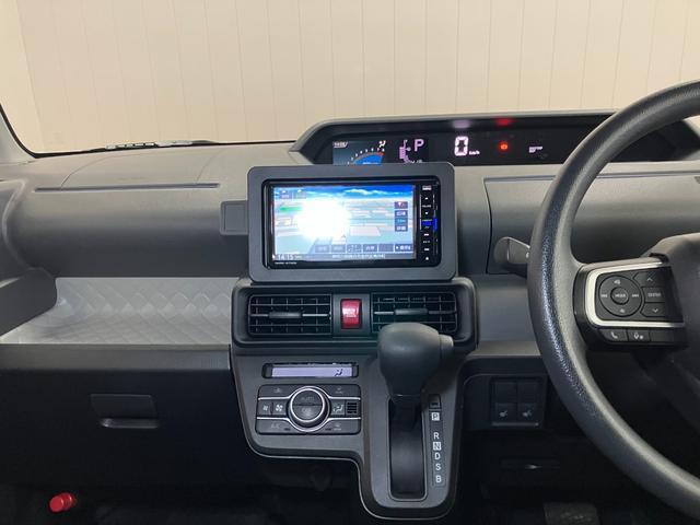 ナビ、オートエアコン付