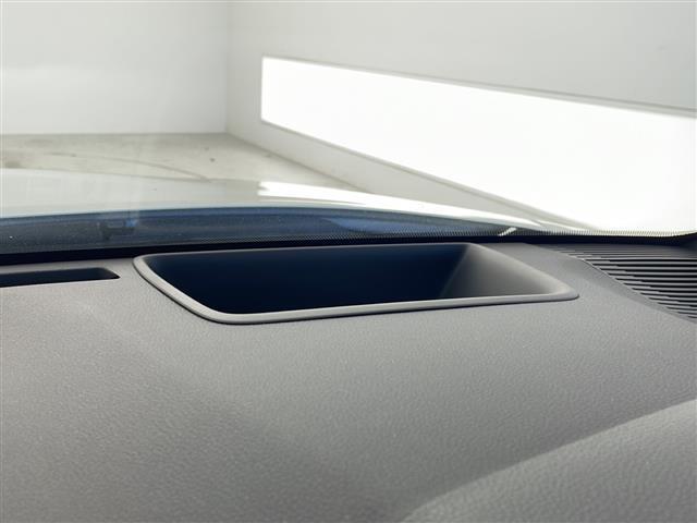 【ルーフ】大きなへこみや色褪せもなくきれいな状態です！ひょう害車は販売いたしませんのでご安心ください。◆乗って触って体感してみてください！！当社車両は試乗可能です！お気軽にスタッフまでご相談ください！