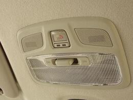 緊急時の通報がボタン操作ひとつで出来るのはもちろん、ドアロックやハザードランプの消灯などをスマートフォンアプリからおこなえる　スズキコネクト車です。　※ご利用には、別途手続きが必要です。