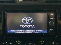 【メーカー純正ナビ】インテリアに溶け込むスタイリッシュな「専用設計」メーカーナビを装備♪視認性や操作性など基本性能にも優れ、より上質なカーライフをお楽しみいただけます。